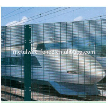 Anping fábrica Hot-imbed galvanizado Wire Mesh aço Louver Fence